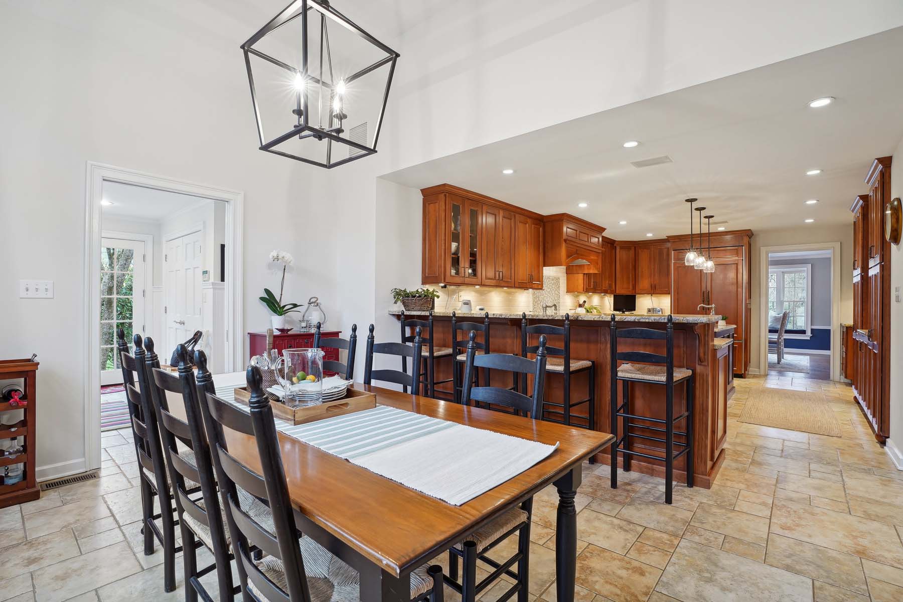 37 Coniston Road, Short Hills breakfast room to kitchen