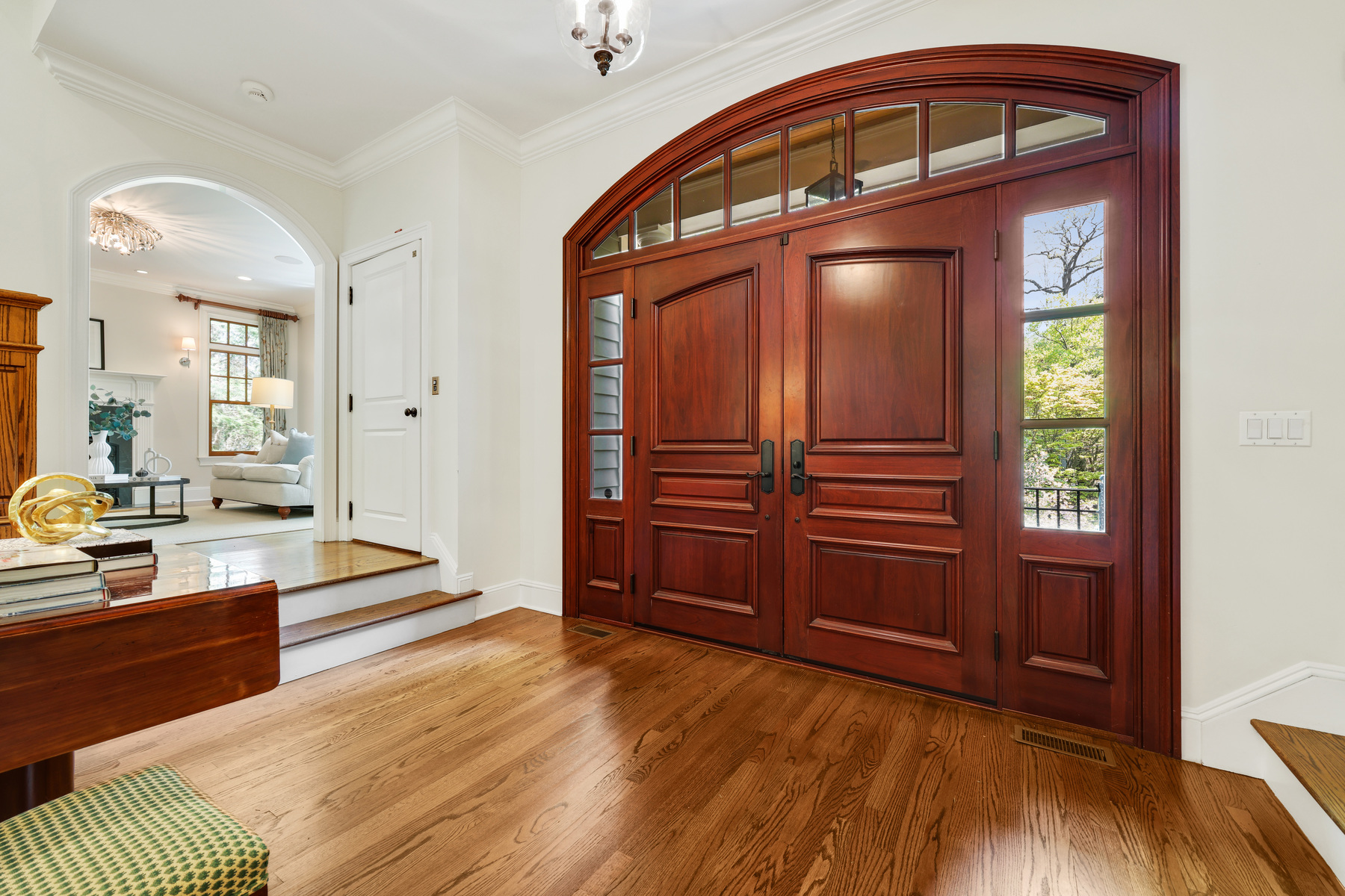 26 Glendale Rd, Summit NJ foyer