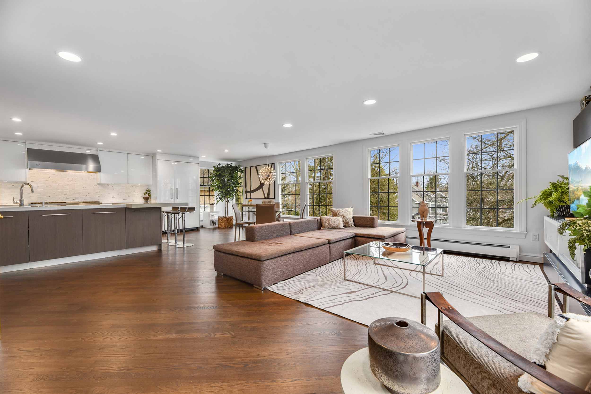 20 Ridge Terrace, Short Hills Family room from french doors