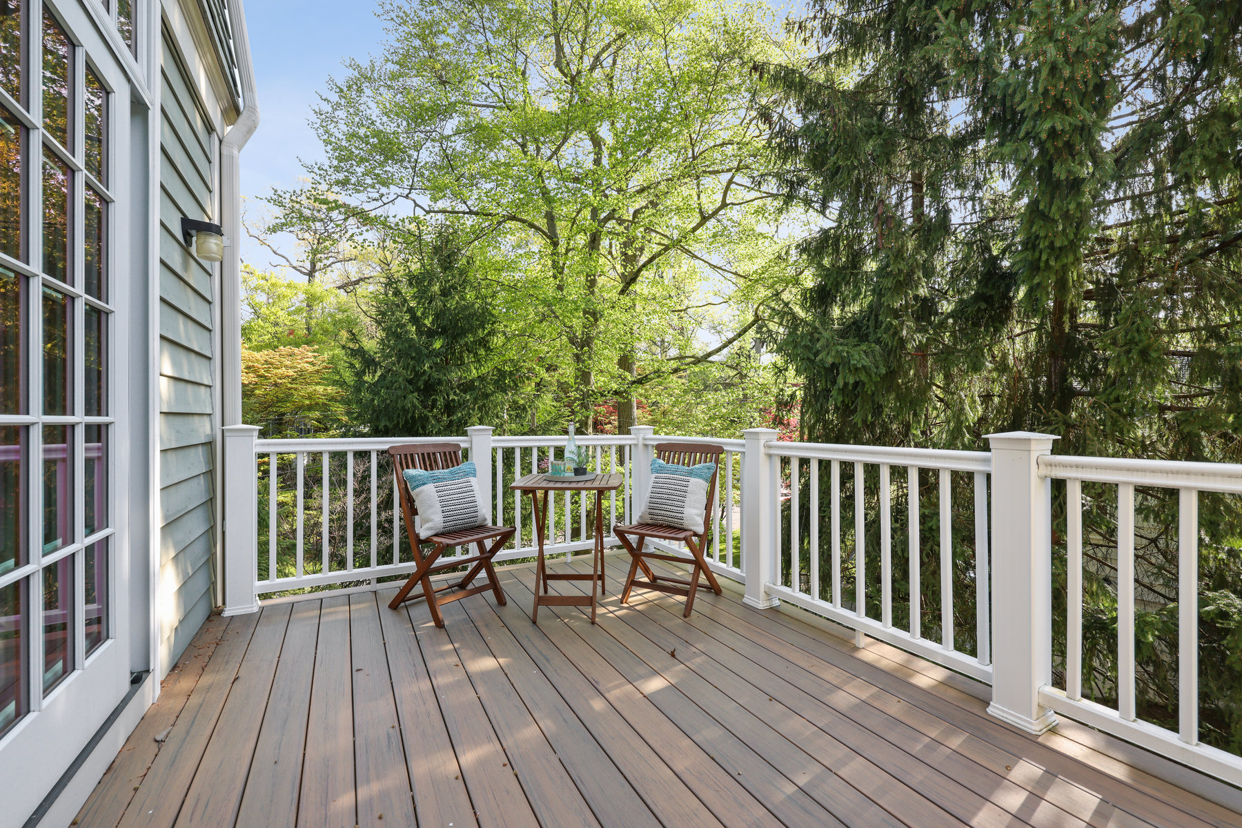 26 Glendale Rd, Summit NJ Deck off DR