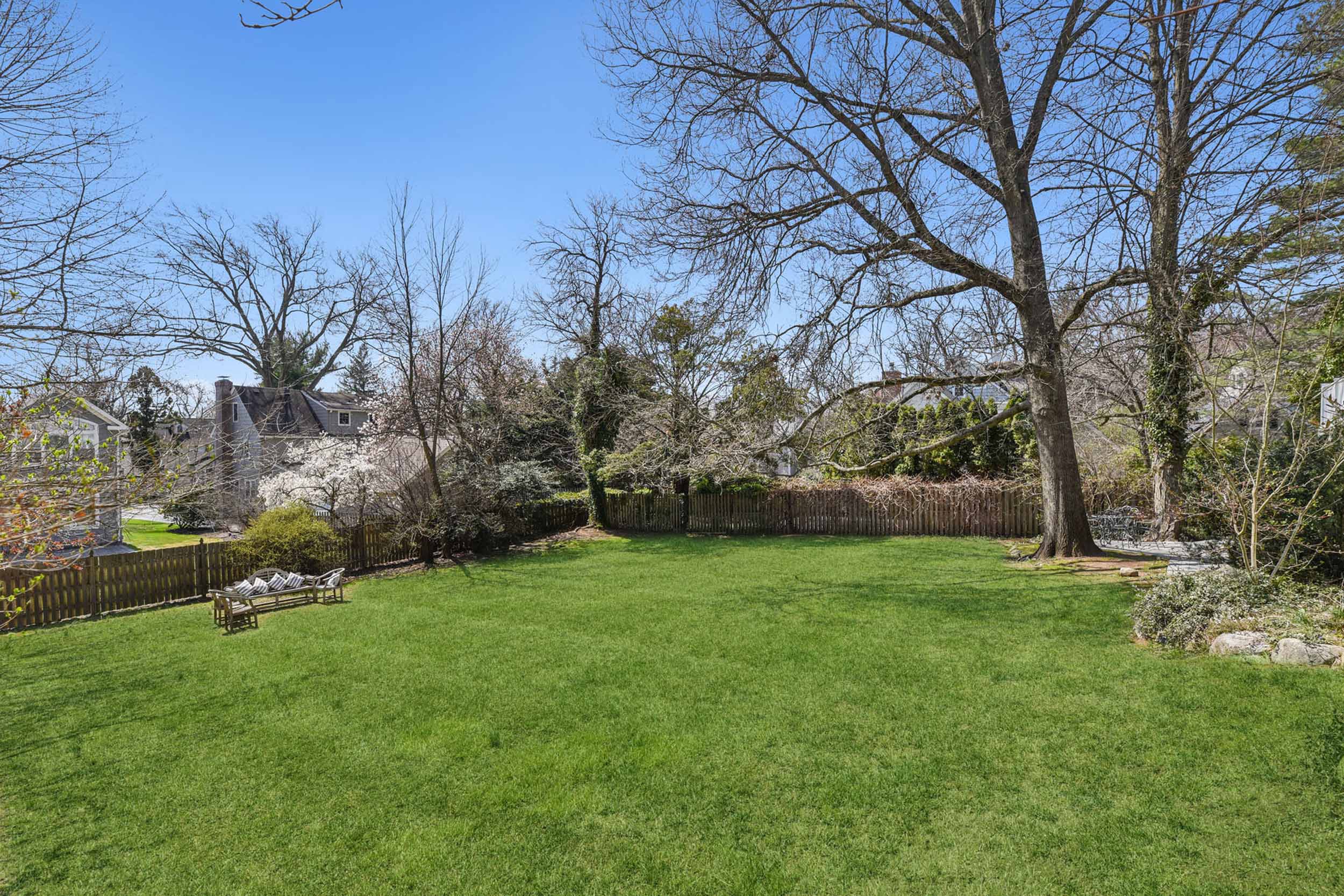 20 Ridge Terrace, Short Hills back yard from deck