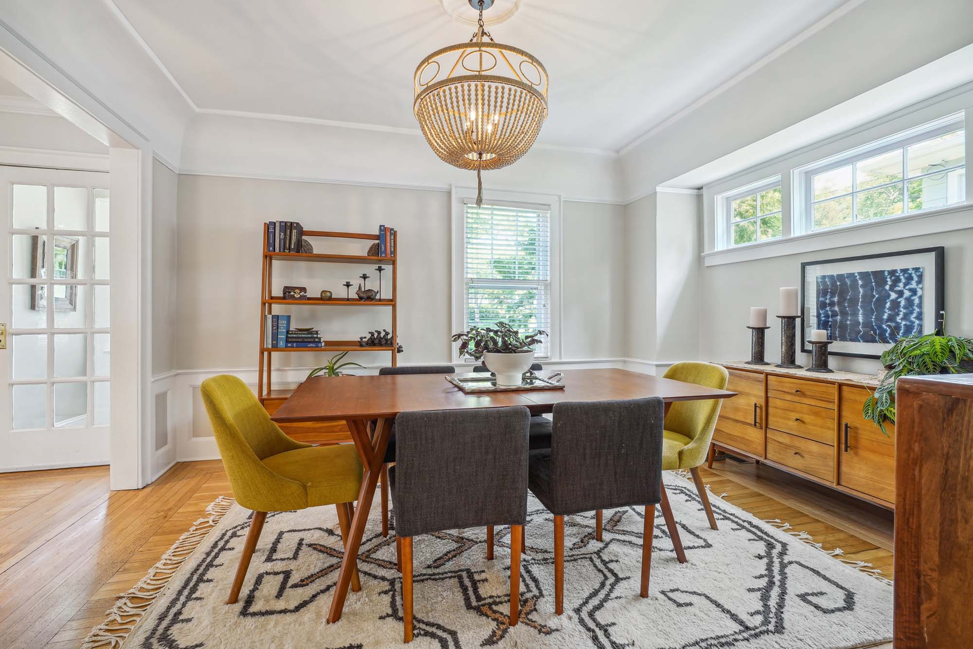 92 Oakview Ave Maplewood - diningroom