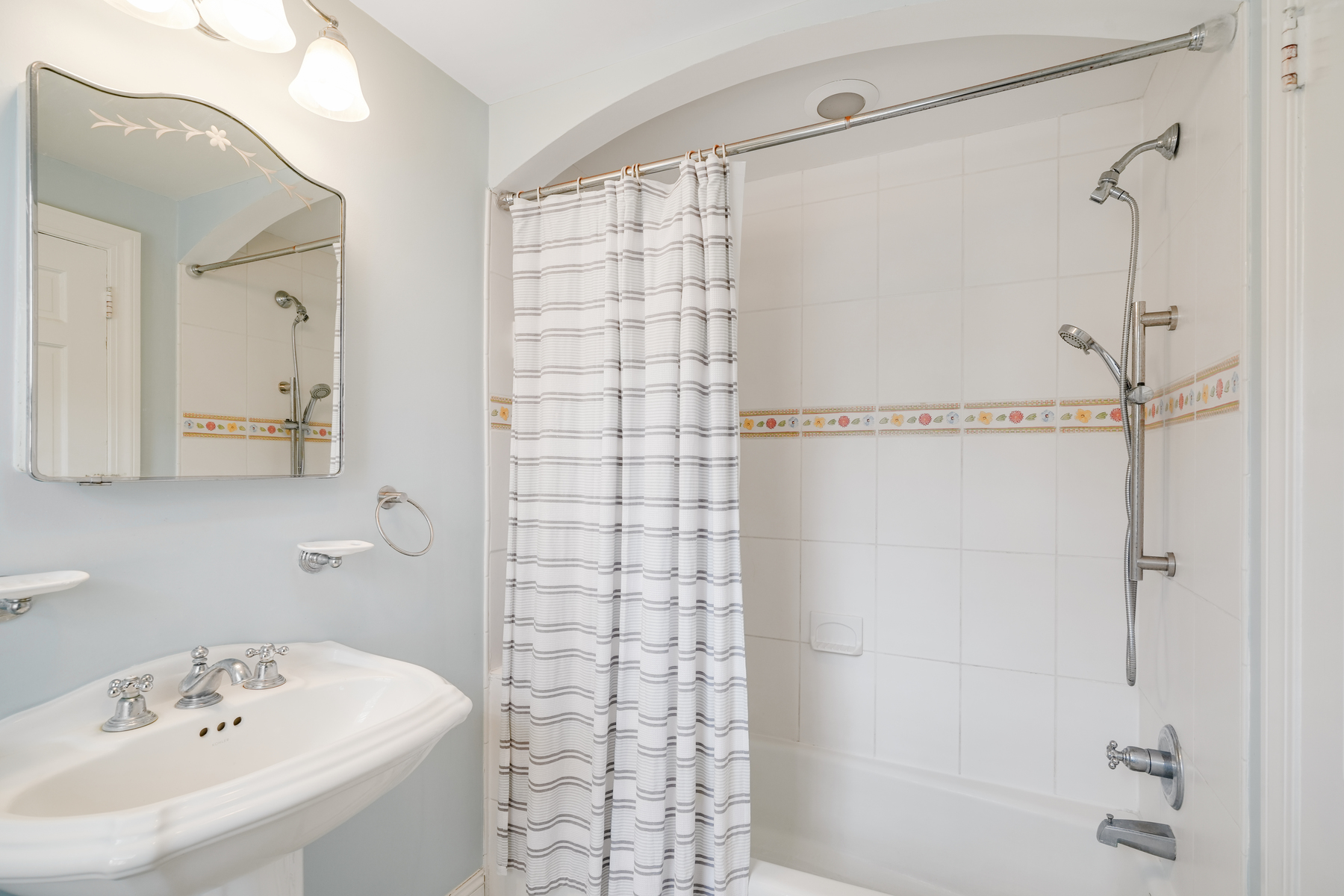 20 Oak Hill Road, Short Hills -. Hall Bath Shower View