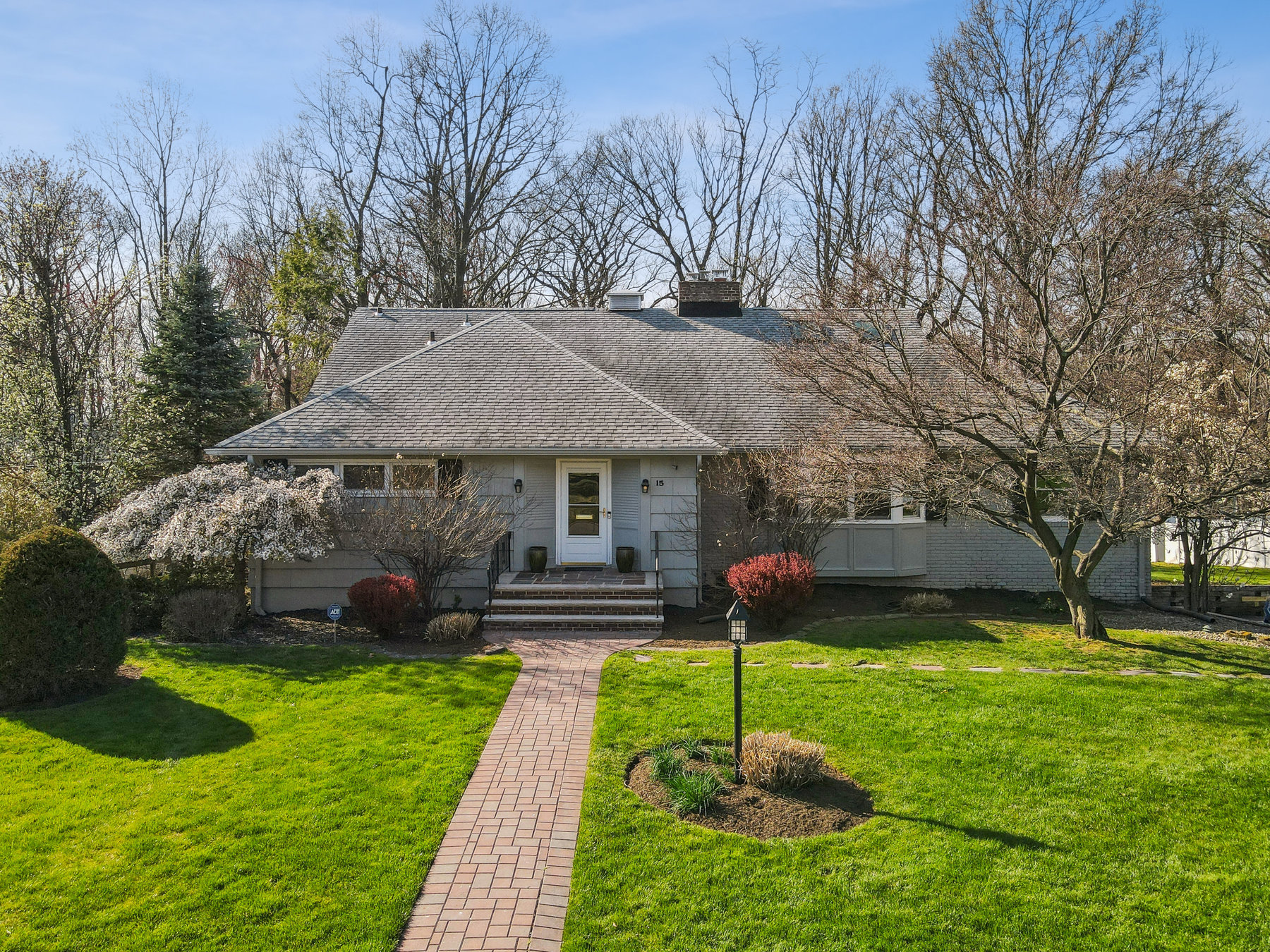 15 Glenview Road, South Orange - Front of House