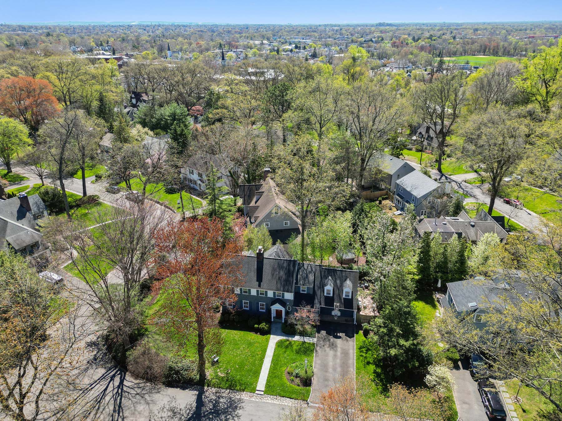 28 Hawthorne Road, SH - Overhead NEIGHBORHOOD