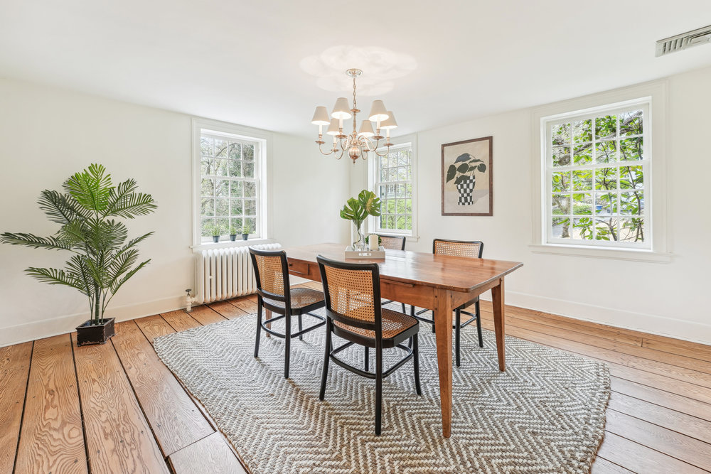 12 Coniston Road, Short Hills - Dining room from kitchen