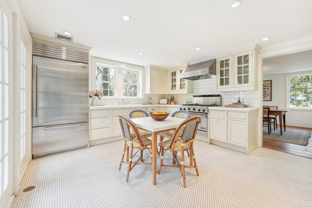 12 Coniston Road, Short Hills - Kitchen