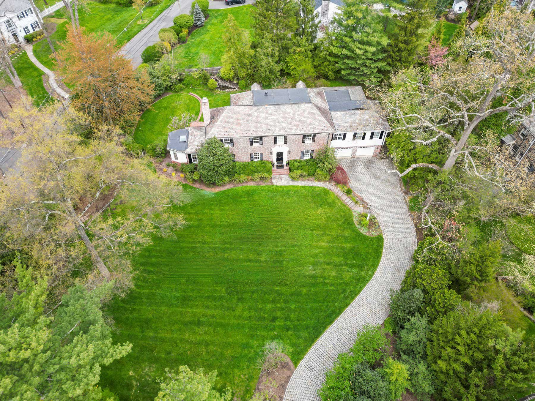 120 Knollwood Road, Short Hills OVERHEAD