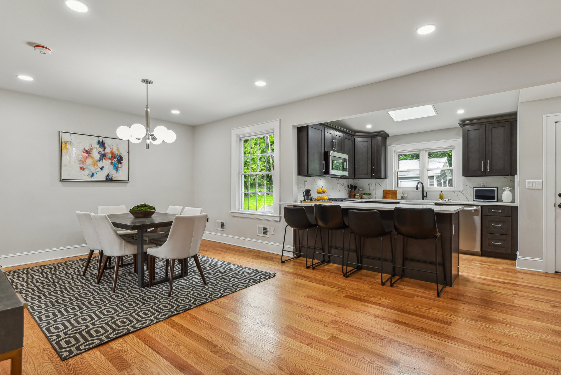 653 Hamilton Road, South Orange - ktichen dining room