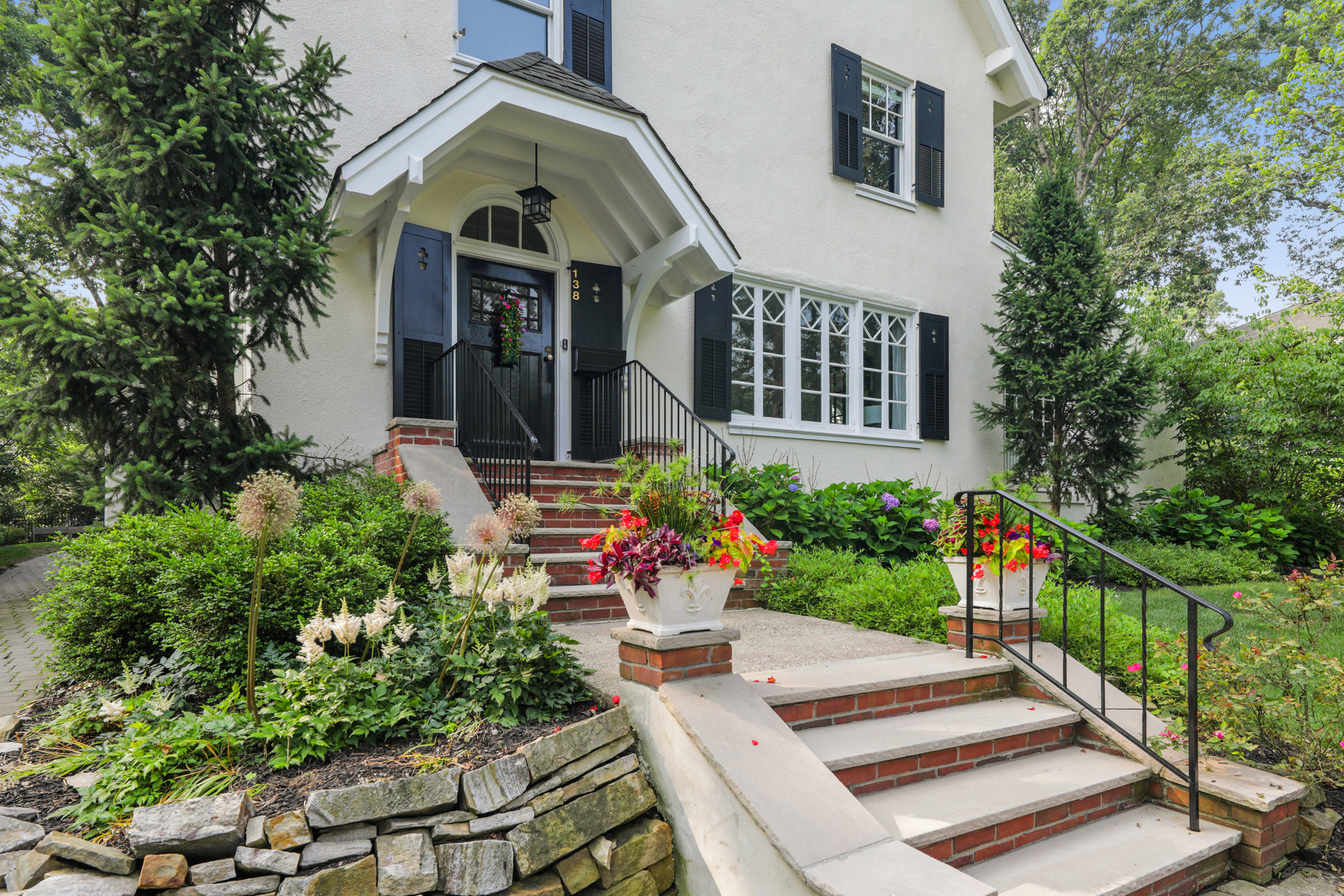 138 Mountain Ave, Summit-front