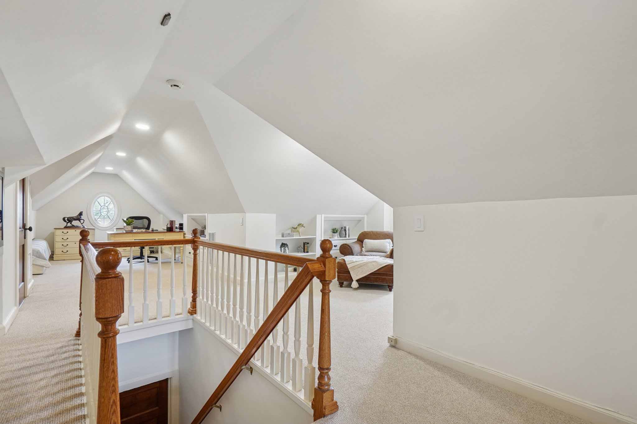 55 Oxbow Lane, Summit - Third Floor
