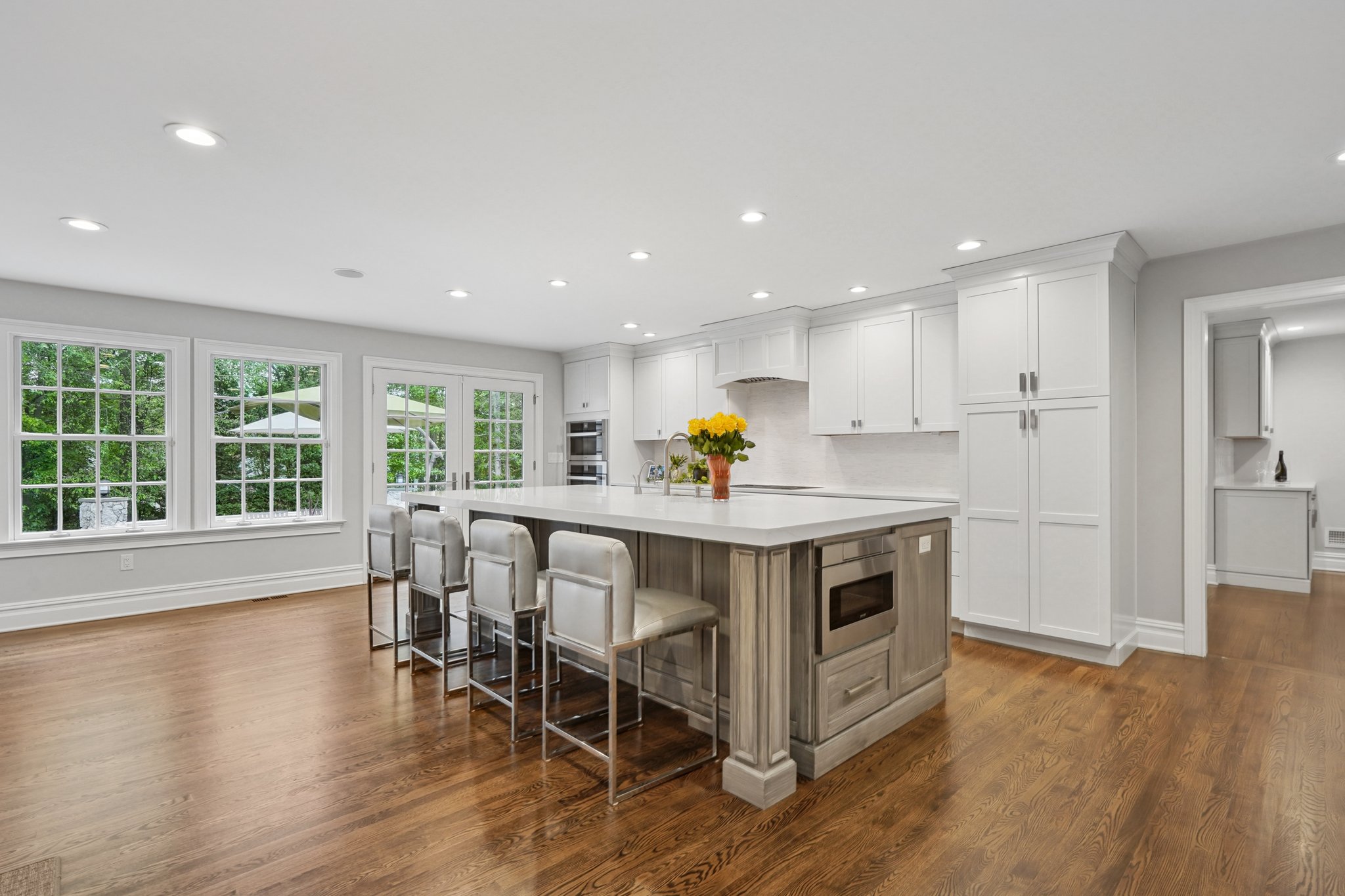 11 Oswego Lane, Short Hills - Kitchen