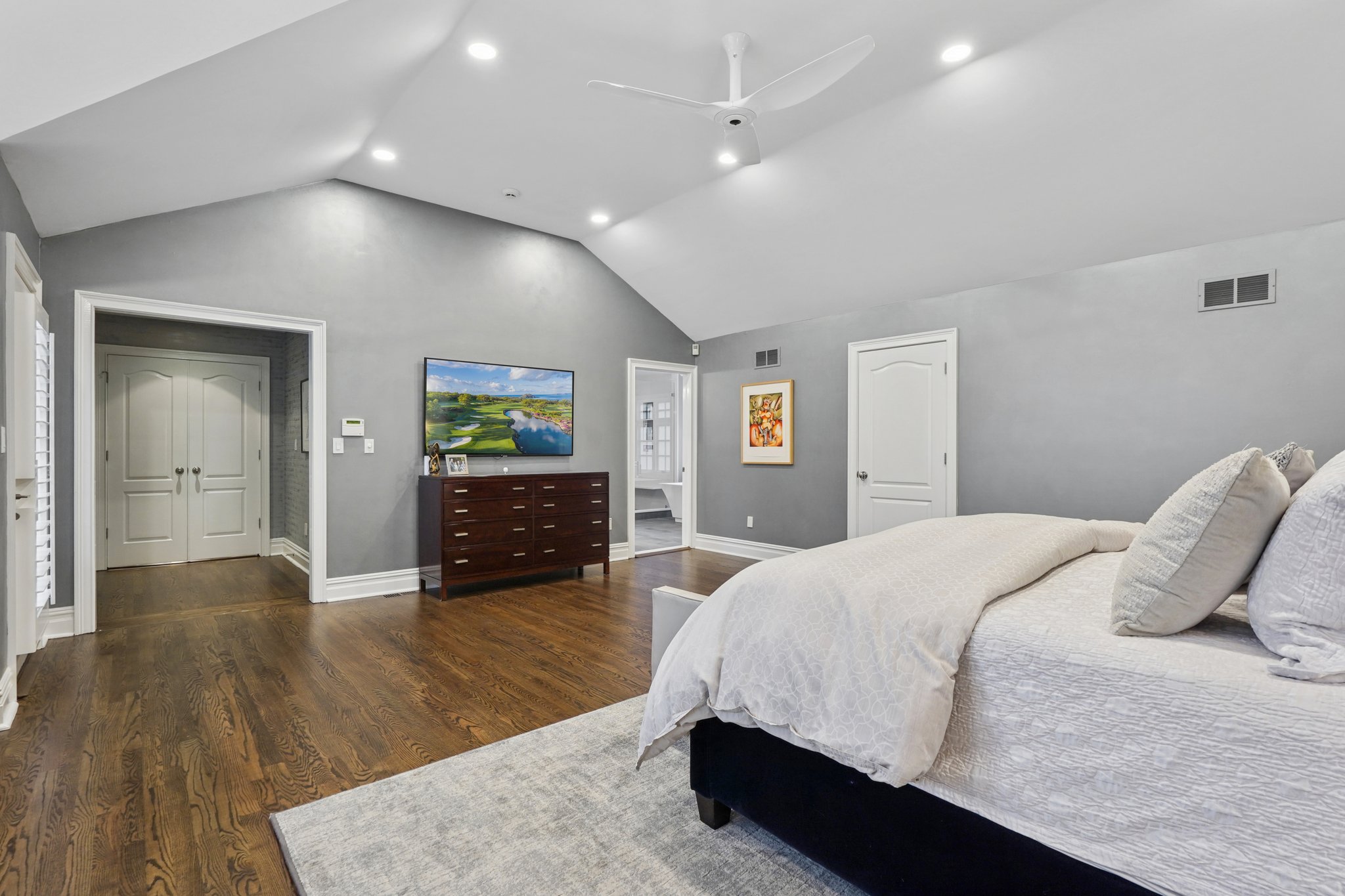 11 Oswego Lane, Short Hills - Primary Bedroom