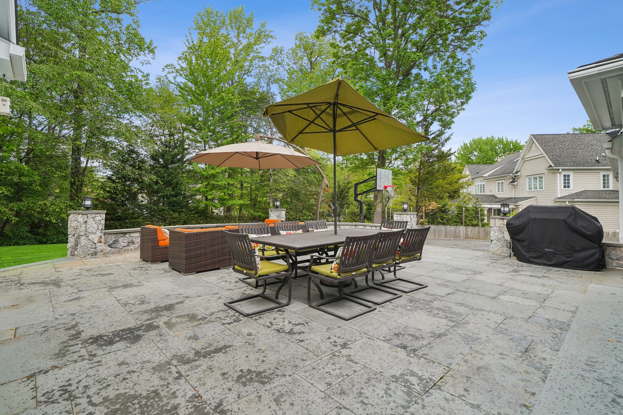 11 Oswego Lane, Short Hills - Patio