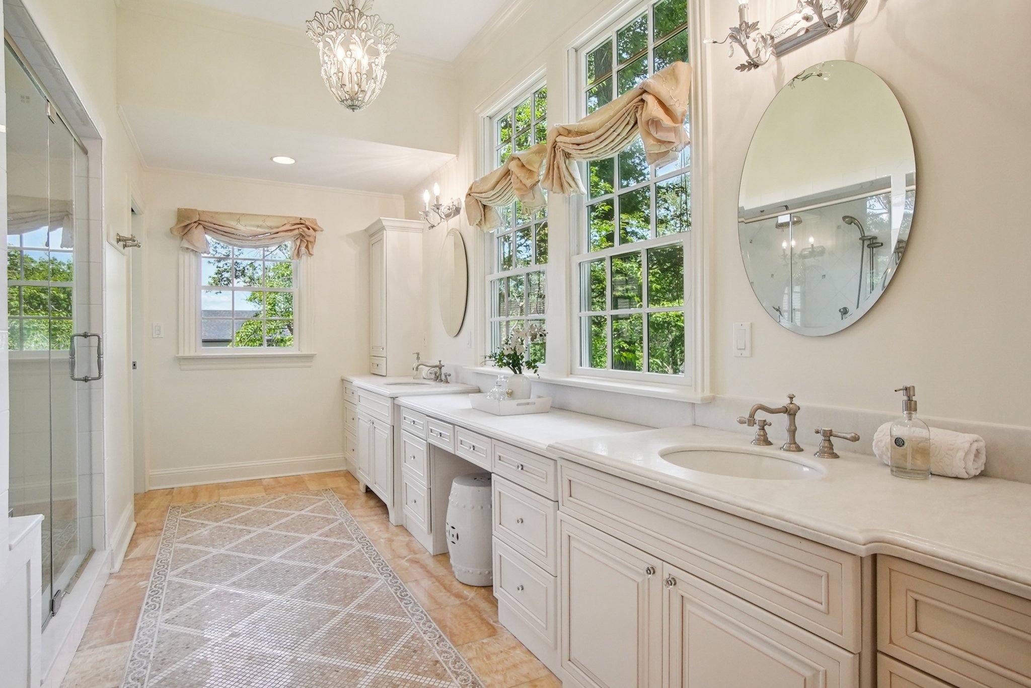 5 Barry Lane, Short Hills - Primary Bathroom