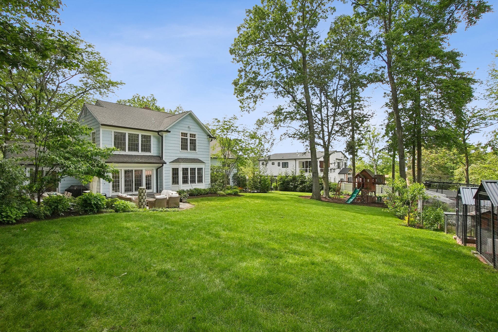 5 Barry Lane, Short Hills - Backyard