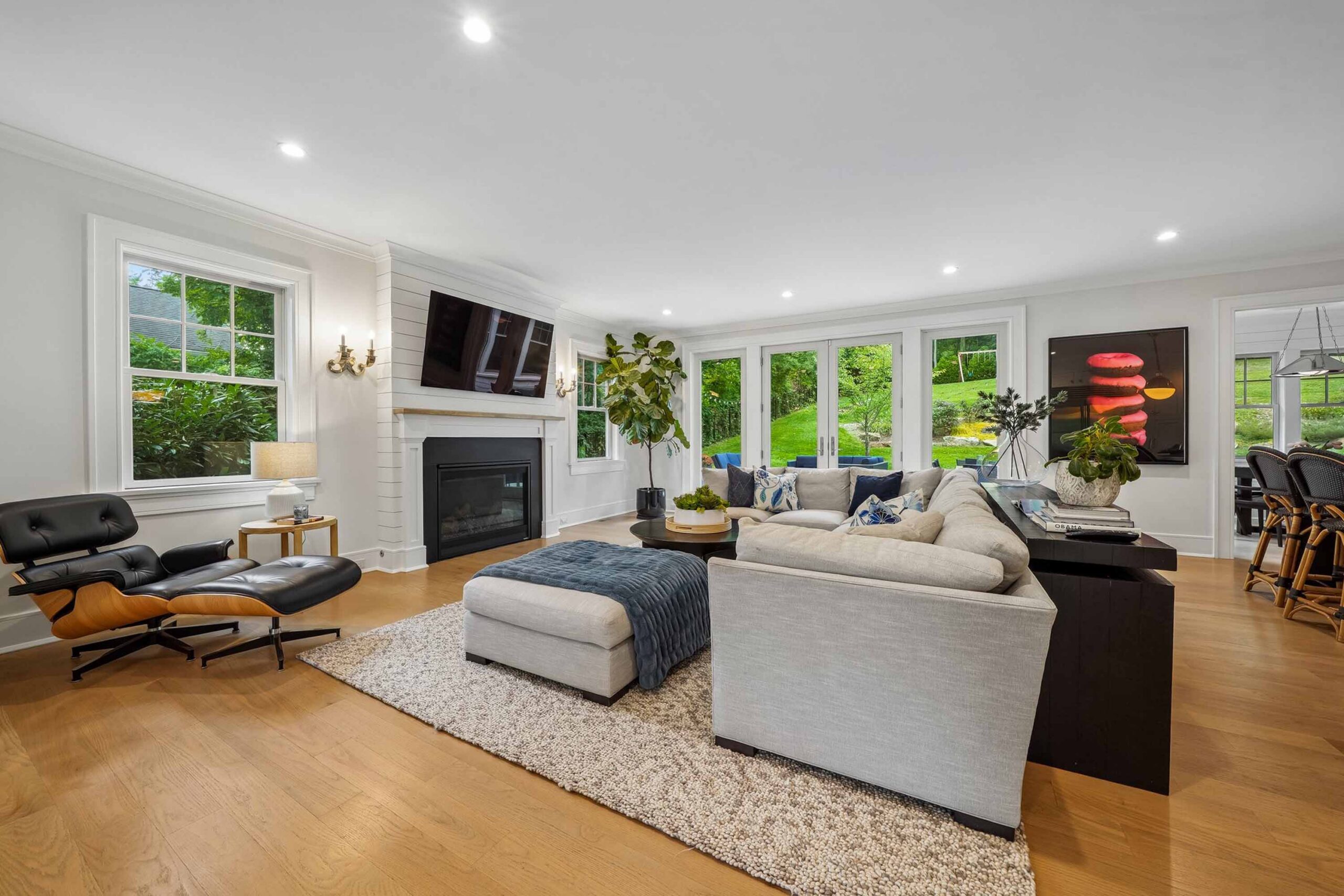 11 23 Woodfield Drive - Family room with French doors to backyard- The Elizabeth Winterbottom Team