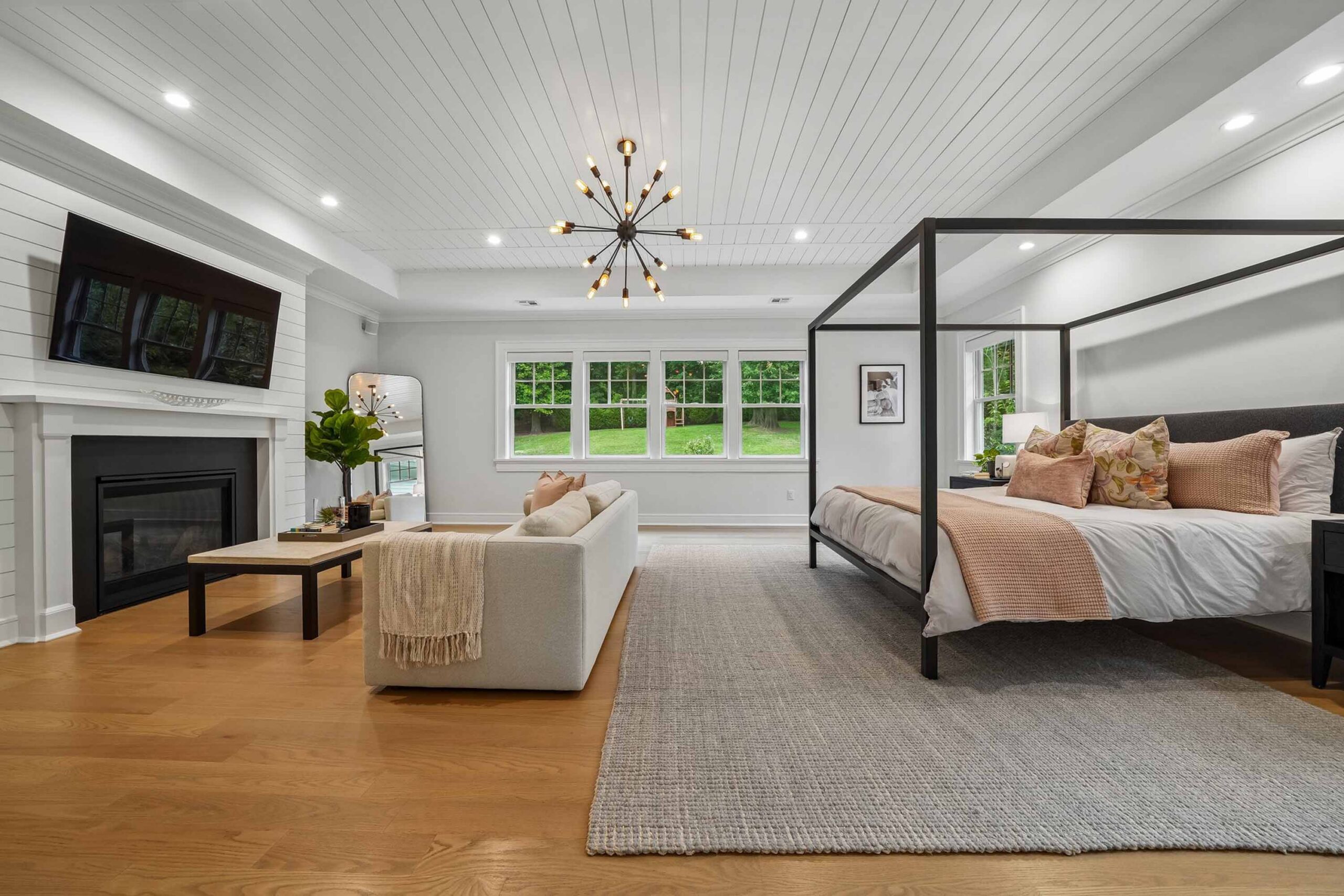 27 23 Woodfield Drive - Primary Bedroom - The Elizabeth Winterbottom Team