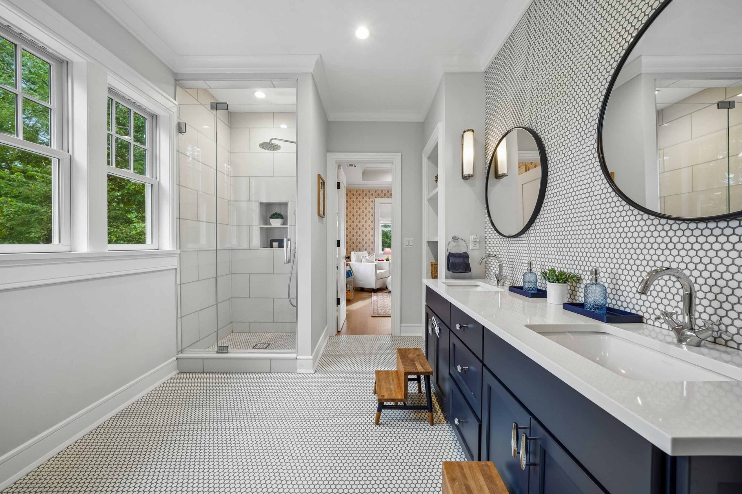 46 23 Woodfield Drive - Jack and Jill Bath - The Elizabeth Winterbottom Team