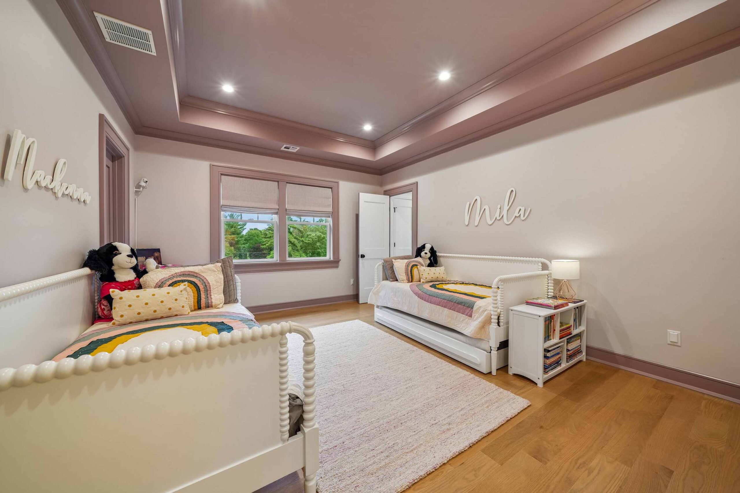 48 23 Woodfield Drive - Bedroom - The Elizabeth Winterbottom Team